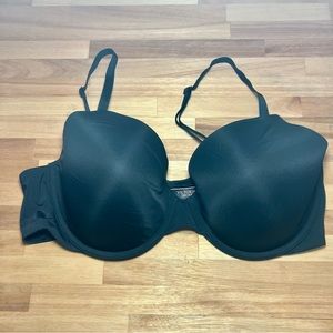 Victoria’s Secret Tshirt Lightly Lined Bra Black 38C Full Coverage Adjustable